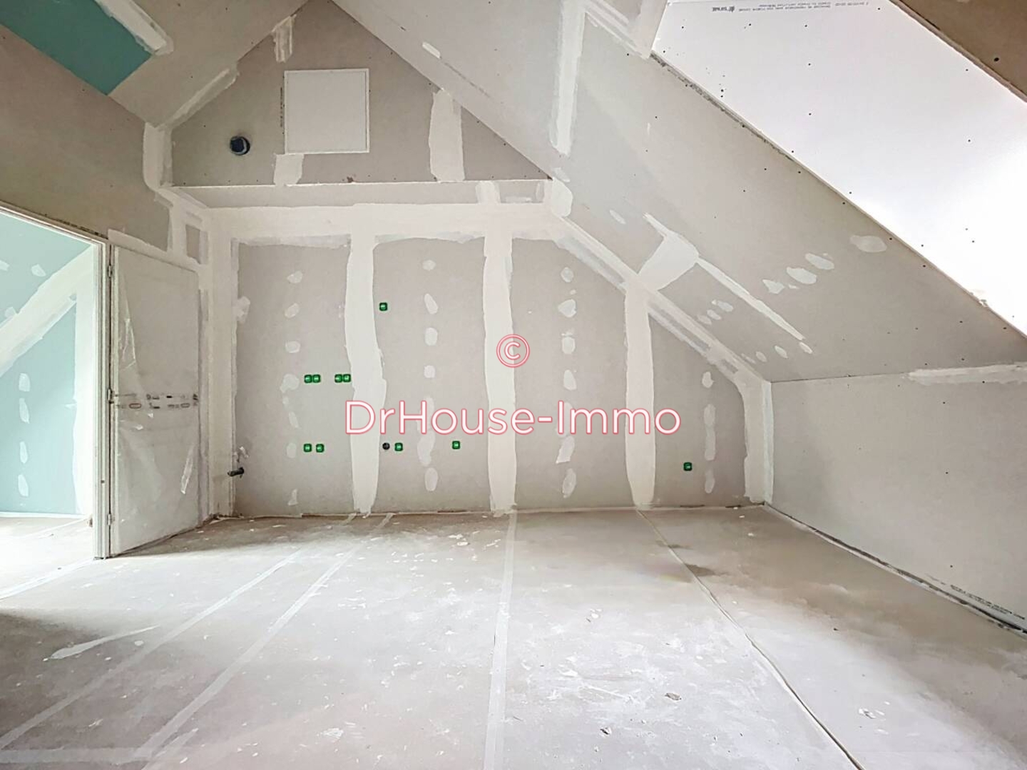 Appartement 1 pièce de 24 m² - Amiens (80000)