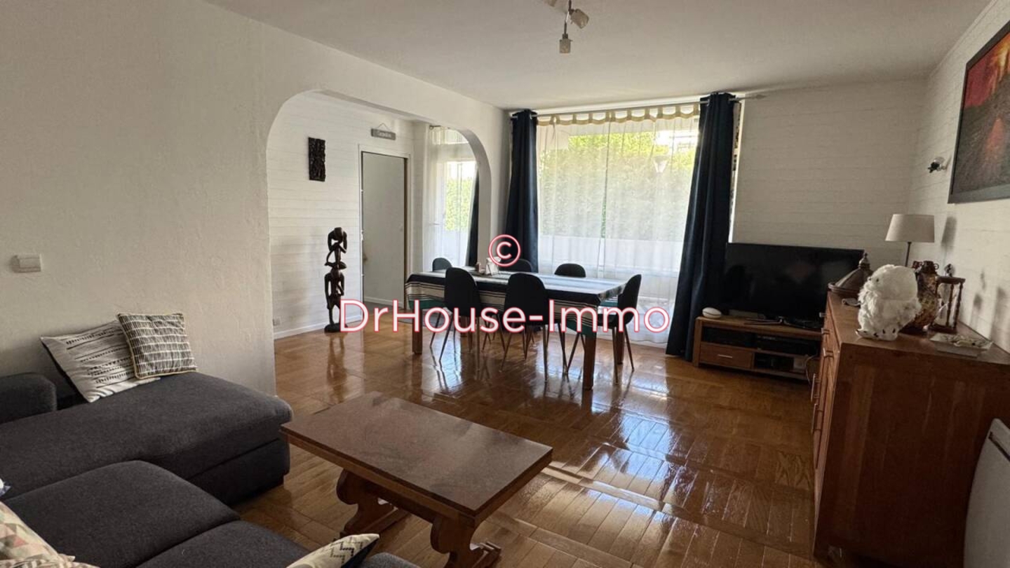 Appartement 3 pièces de 84 m² - Andrésy (78570)