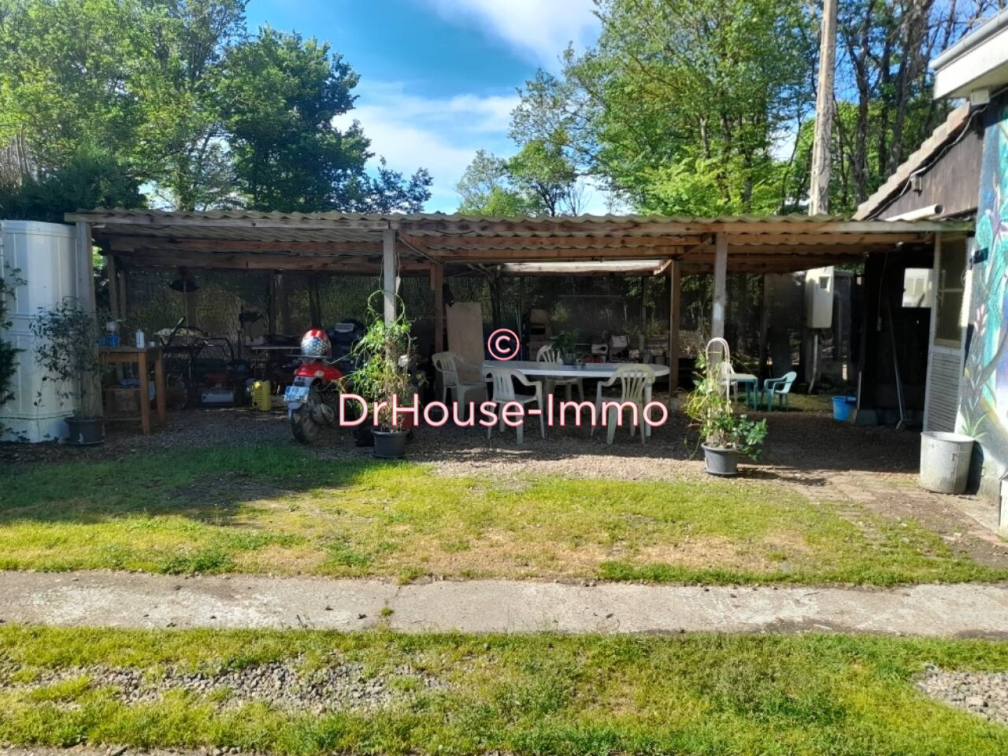 Maison 5 pièces de 164 m² - Pouligny-Saint-Pierre (36300)