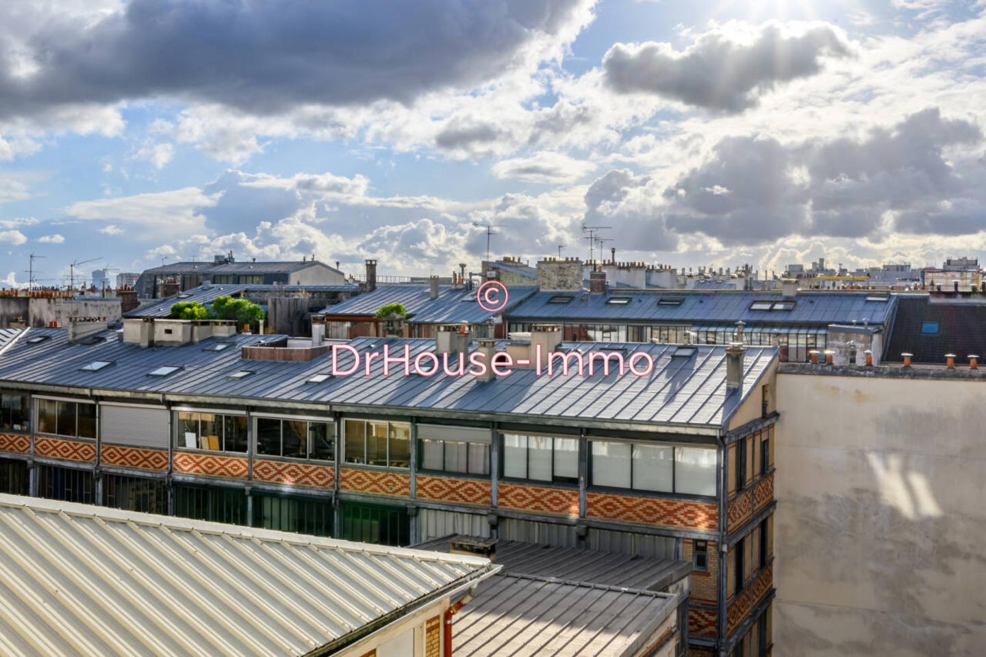 Appartement 3 pièces de 58 m² - Paris (75010)