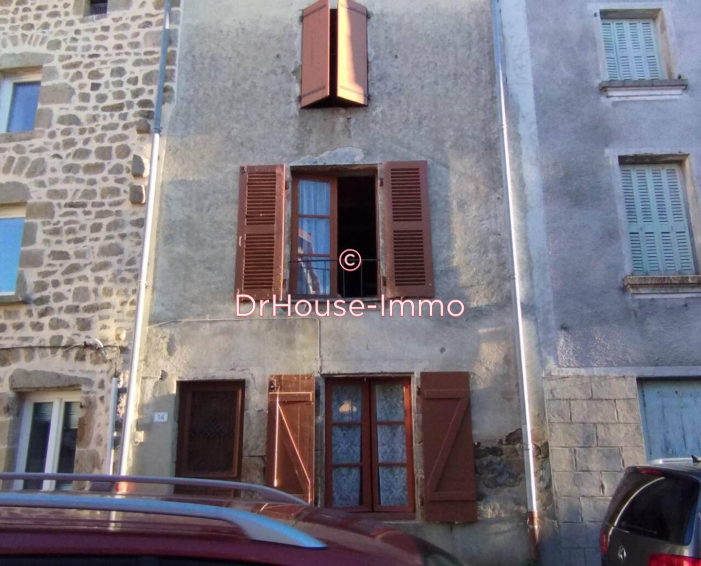 Maison 5 pièces de 79 m² - Cunlhat (63590)