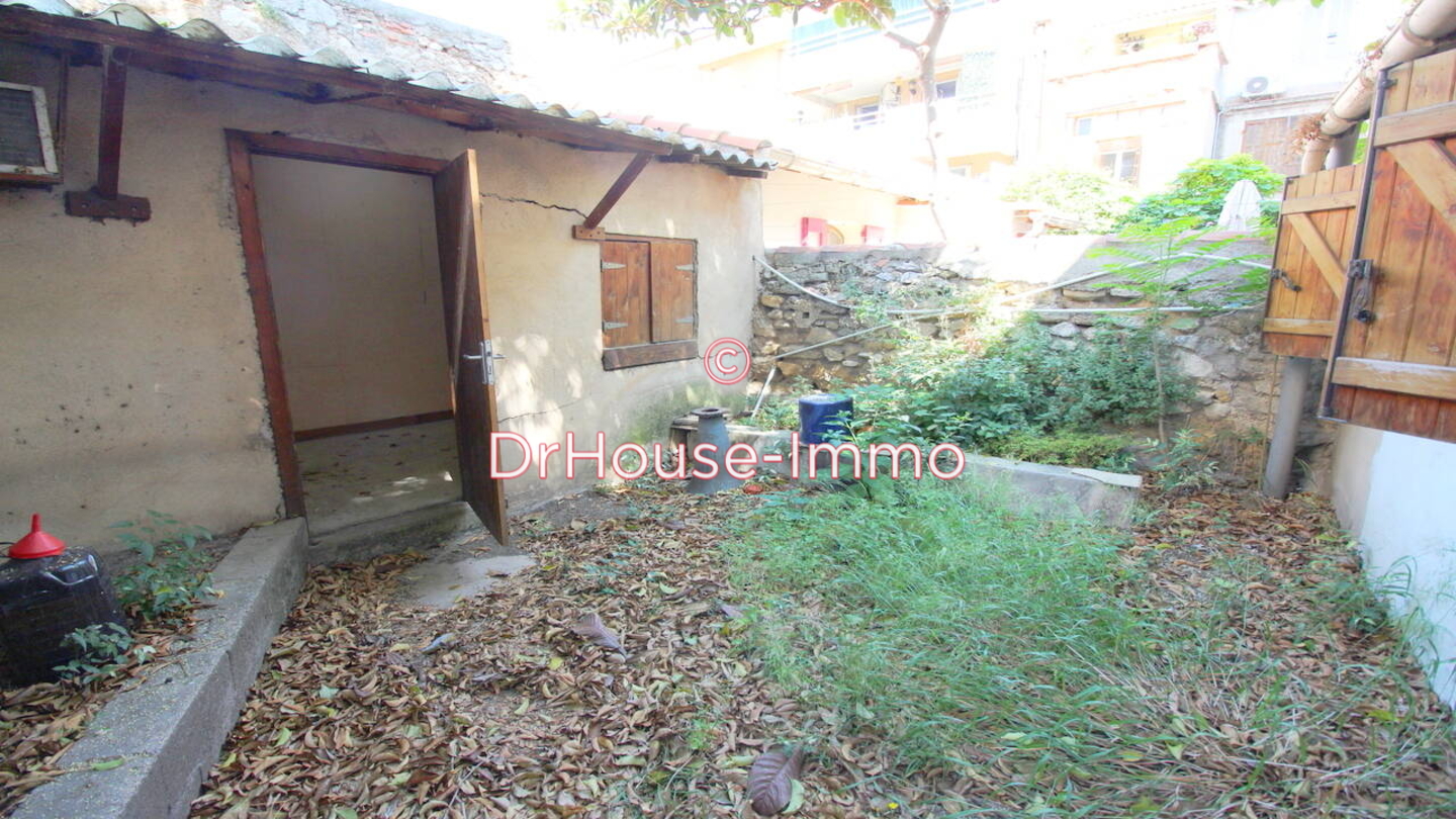 Appartement 3 pièces de 64 m² - Marseille (13005)