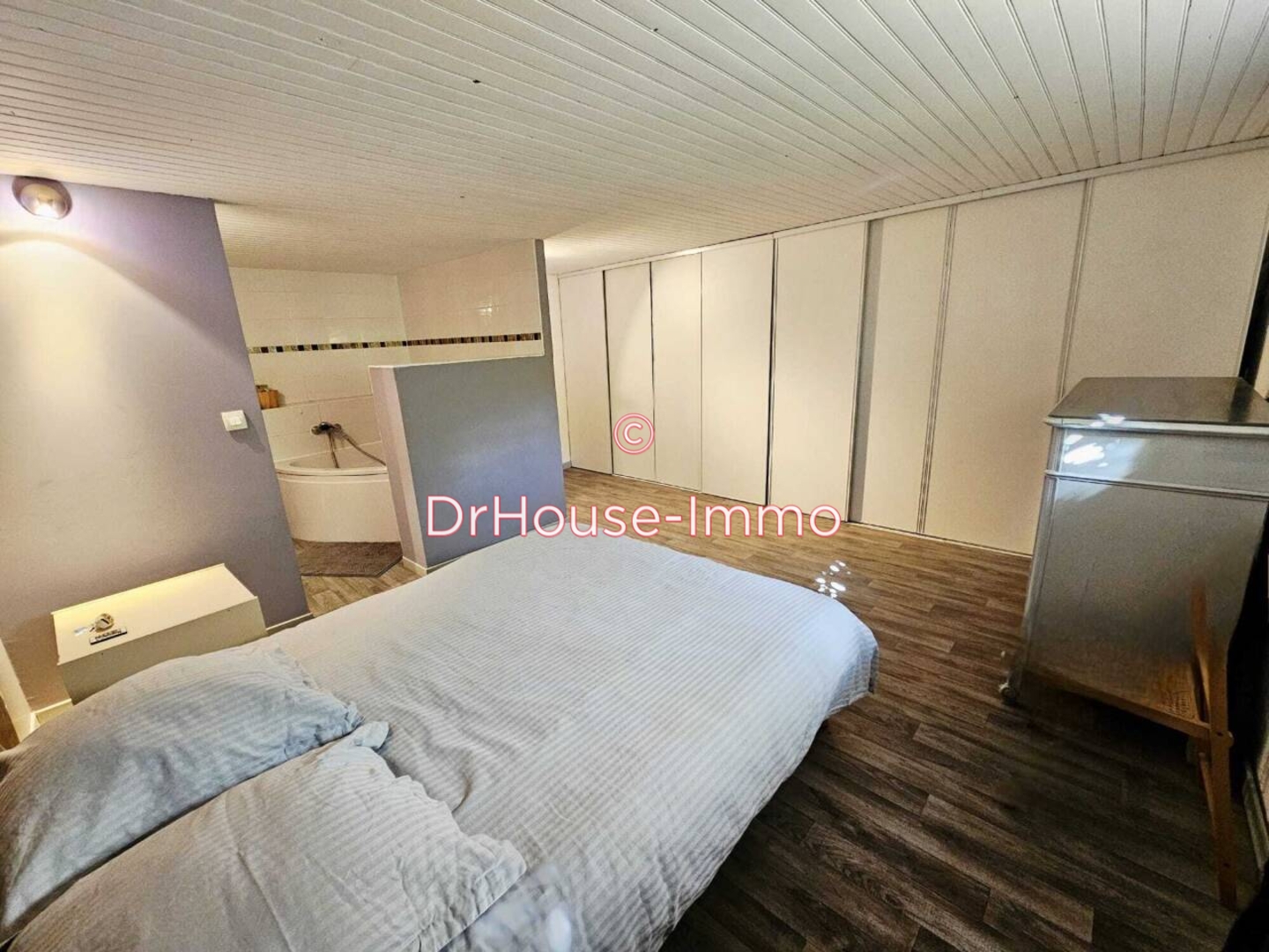 Maison 11 pièces de 215 m² - Marseille (13013)