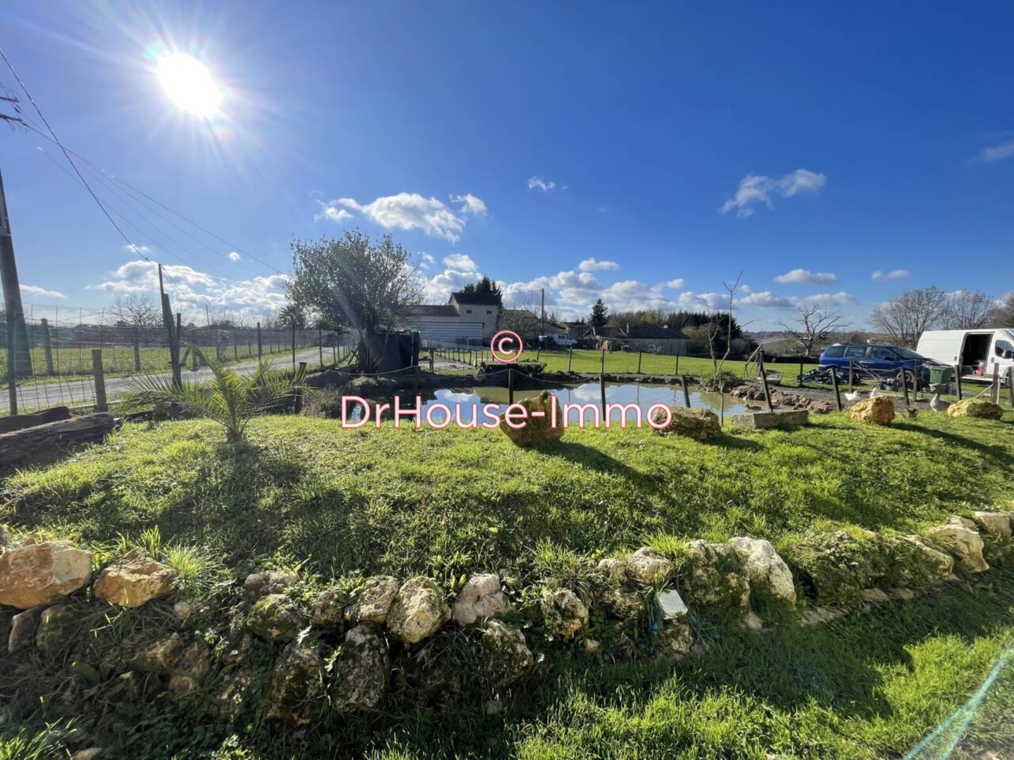 Maison 5 pièces de 180 m² - Montguyon (17270)