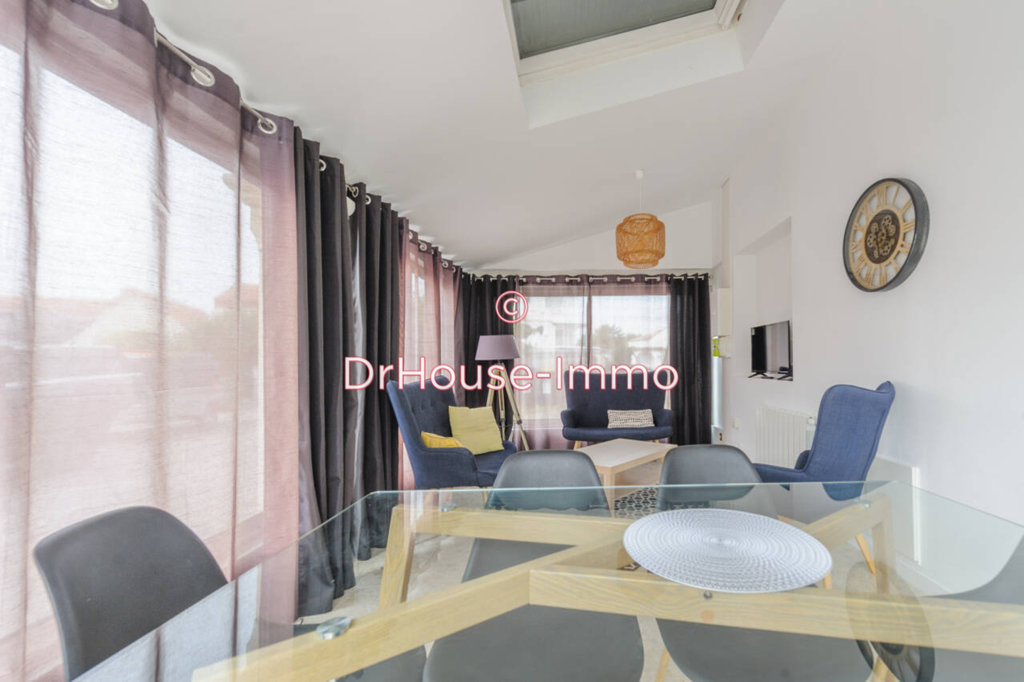 Appartement 4 pièces de 81 m² - Angoulins (17690)