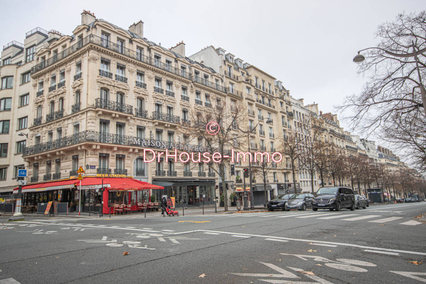 Appartement 1 pièce de 17 m² - Paris (75017)