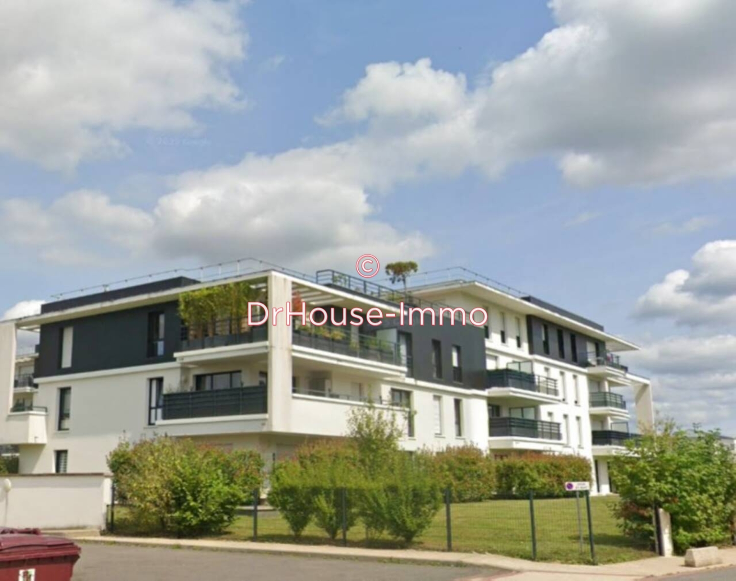 Appartement 2 pièces de 44 m² - Ferrières-en-Brie (77164)