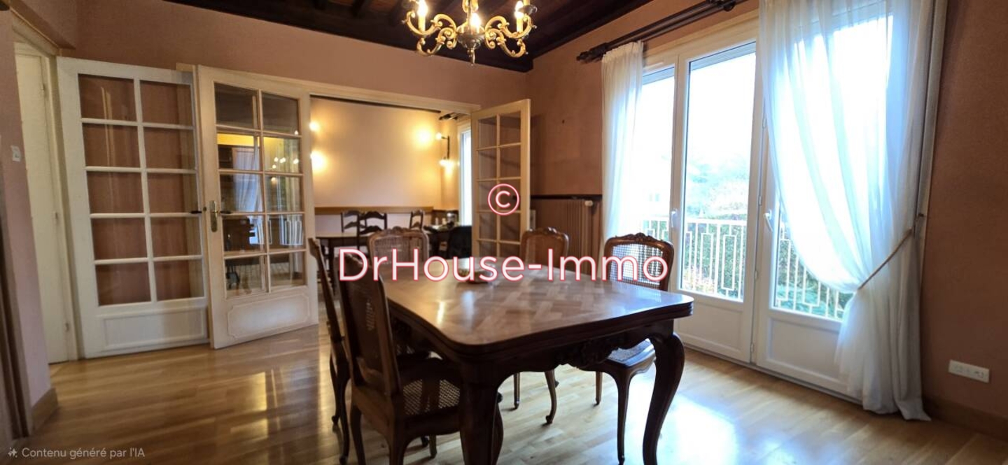 Maison 5 pièces de 153 m² - Unieux (42240)