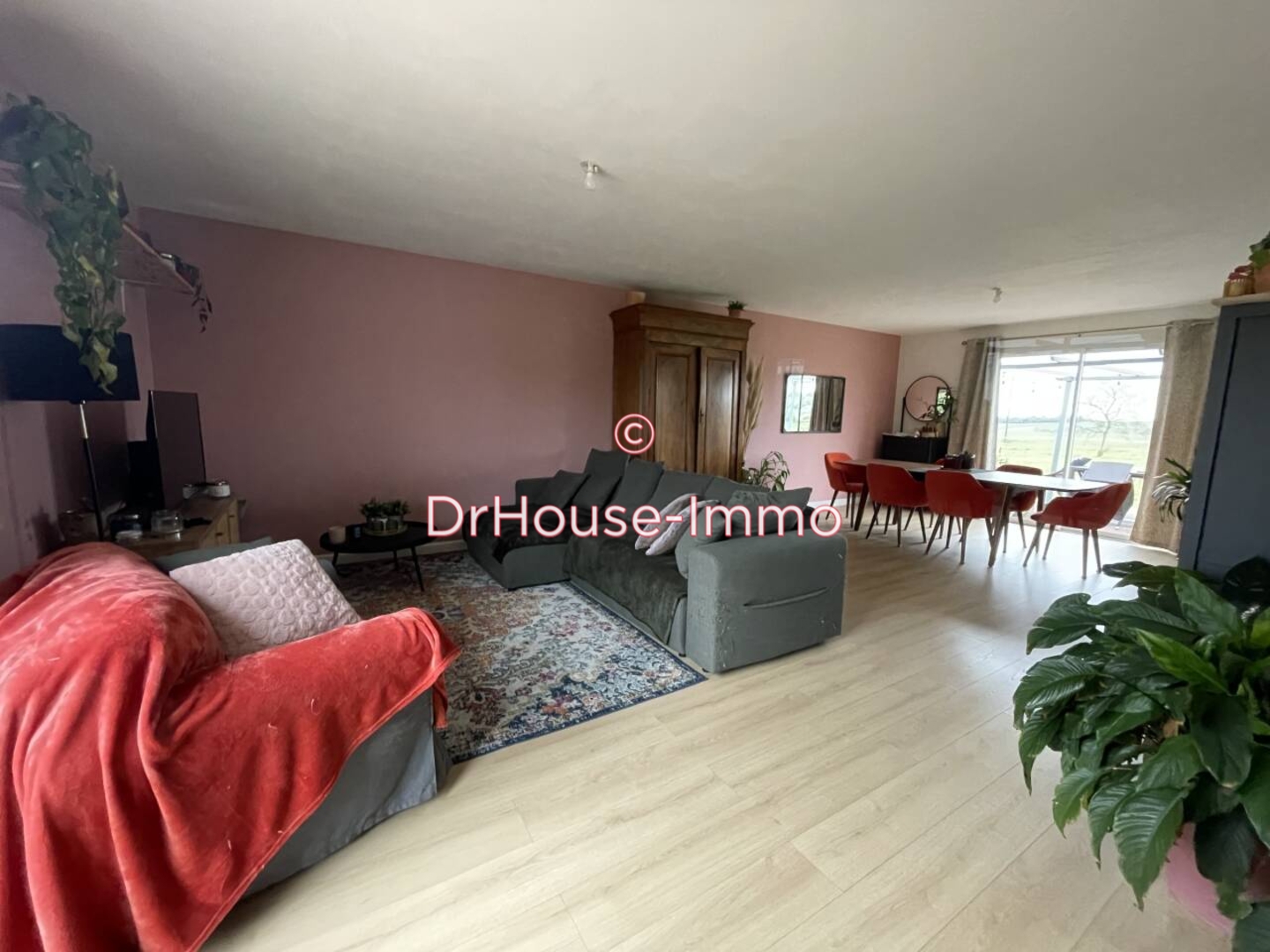 Maison 3 pièces de 90 m² - Ingrandes (86220)