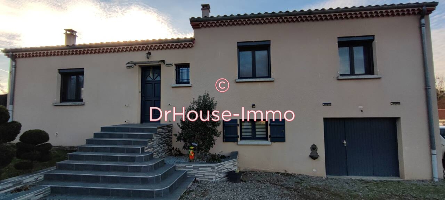 Maison 6 pièces de 115 m² - Mazeyrat-d'Allier (43300)