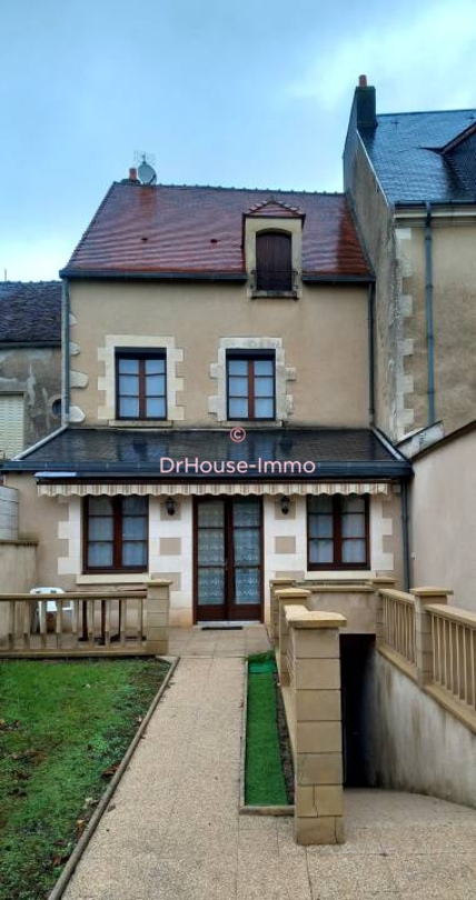 Maison 7 pièces de 155 m² - Le Blanc (36300)