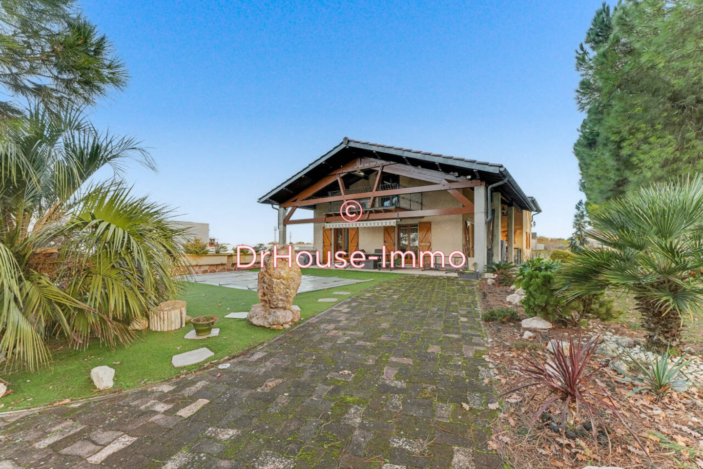 Maison 5 pièces de 189 m² - Pechbonnieu (31140)