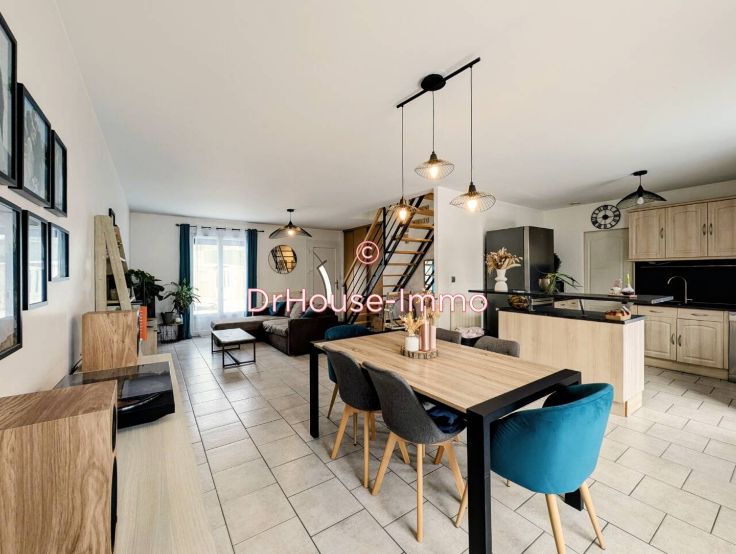 Maison 6 pièces de 112 m² - Baule (45130)