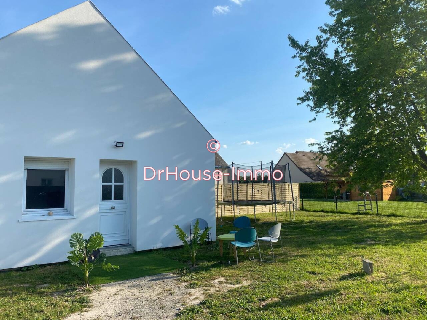 Maison 6 pièces de 82 m² - Vallères (37190)