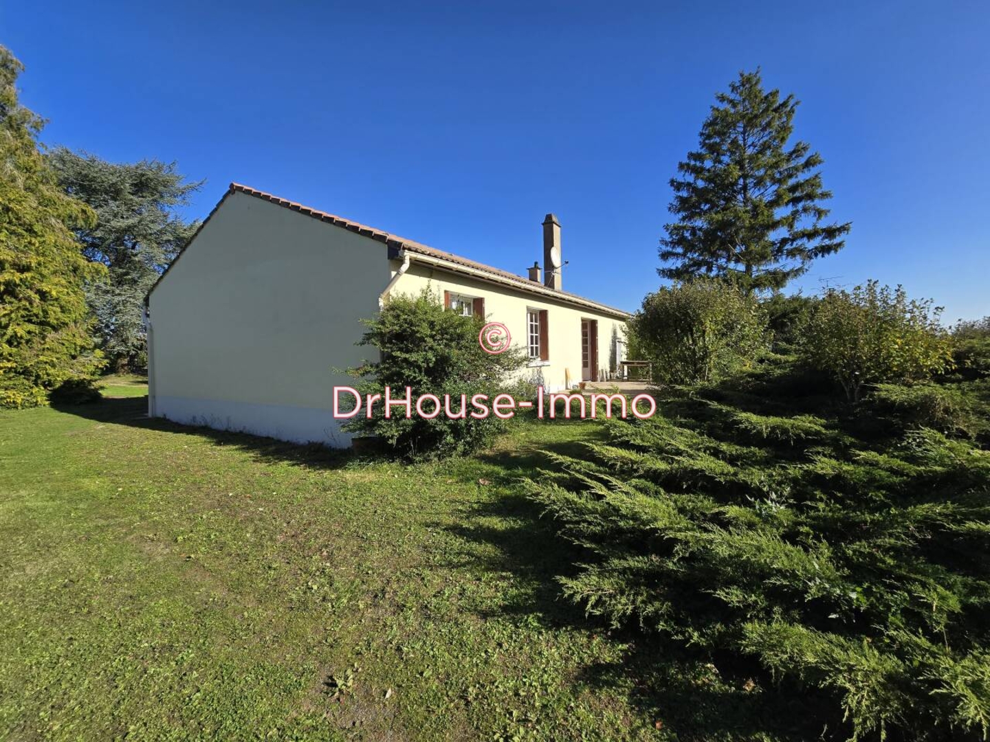 Maison 4 pièces de 91 m² - Saint-Martin-de-Saint-Maixent (79400)