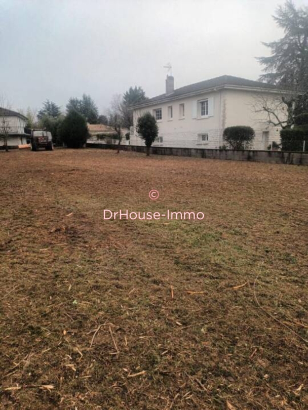 Terrain de 1 150 m² - Ruelle-sur-Touvre (16600)