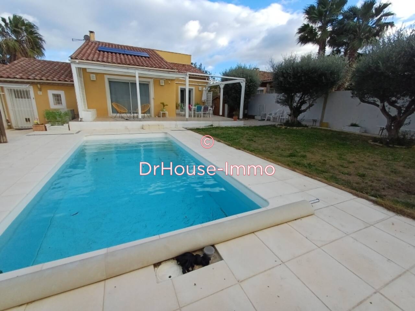 Maison 4 pièces de 130 m² - Nézignan-l'Évêque (34120)