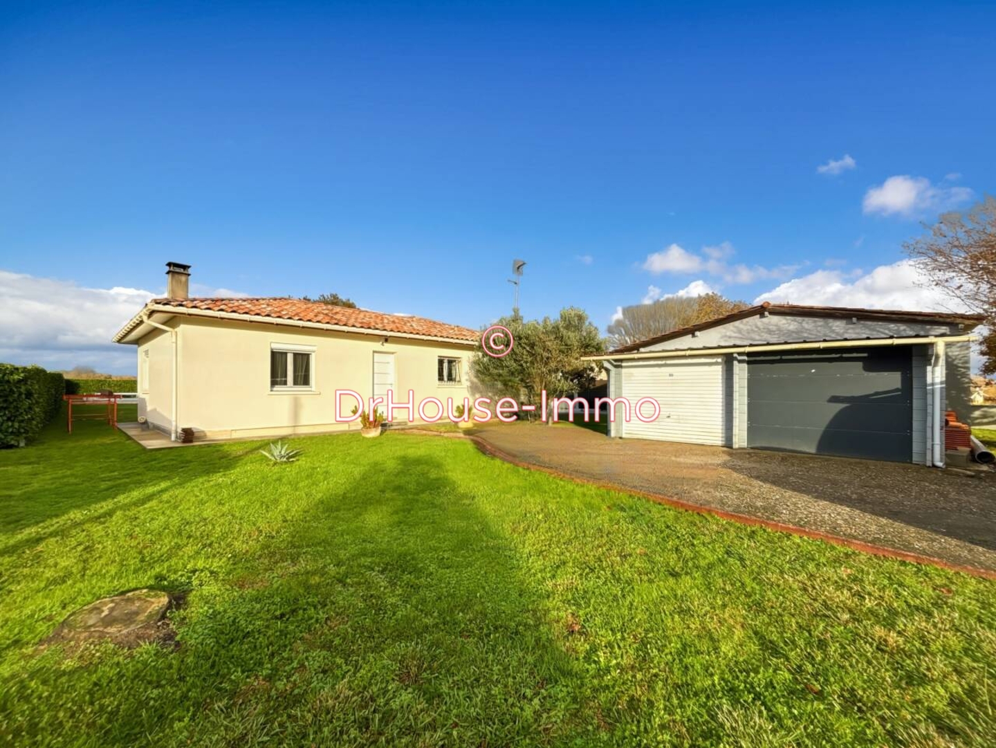 Maison 6 pièces de 137 m² - Angoumé (40990)