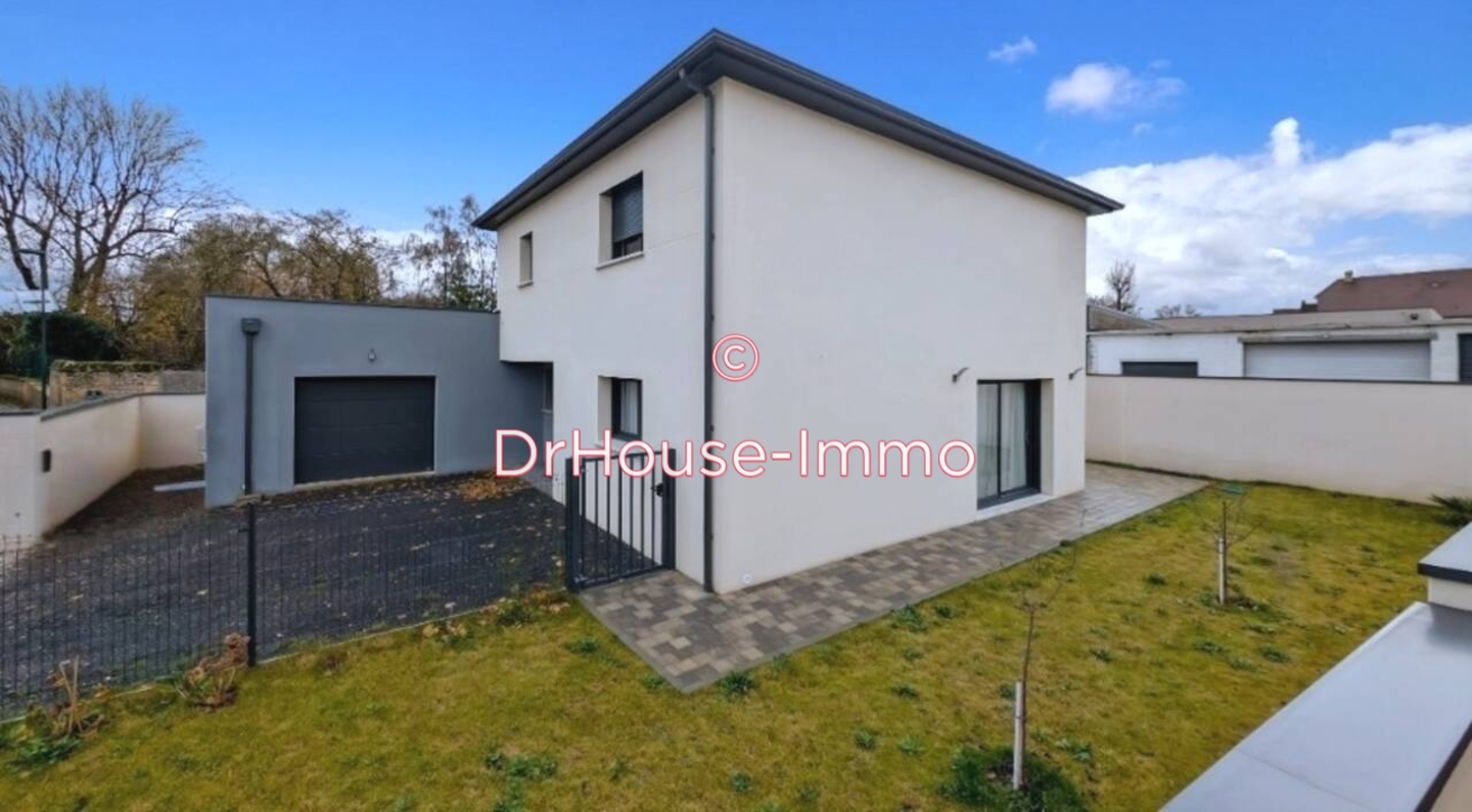 Maison 6 pièces de 137 m² - Escoville (14850)