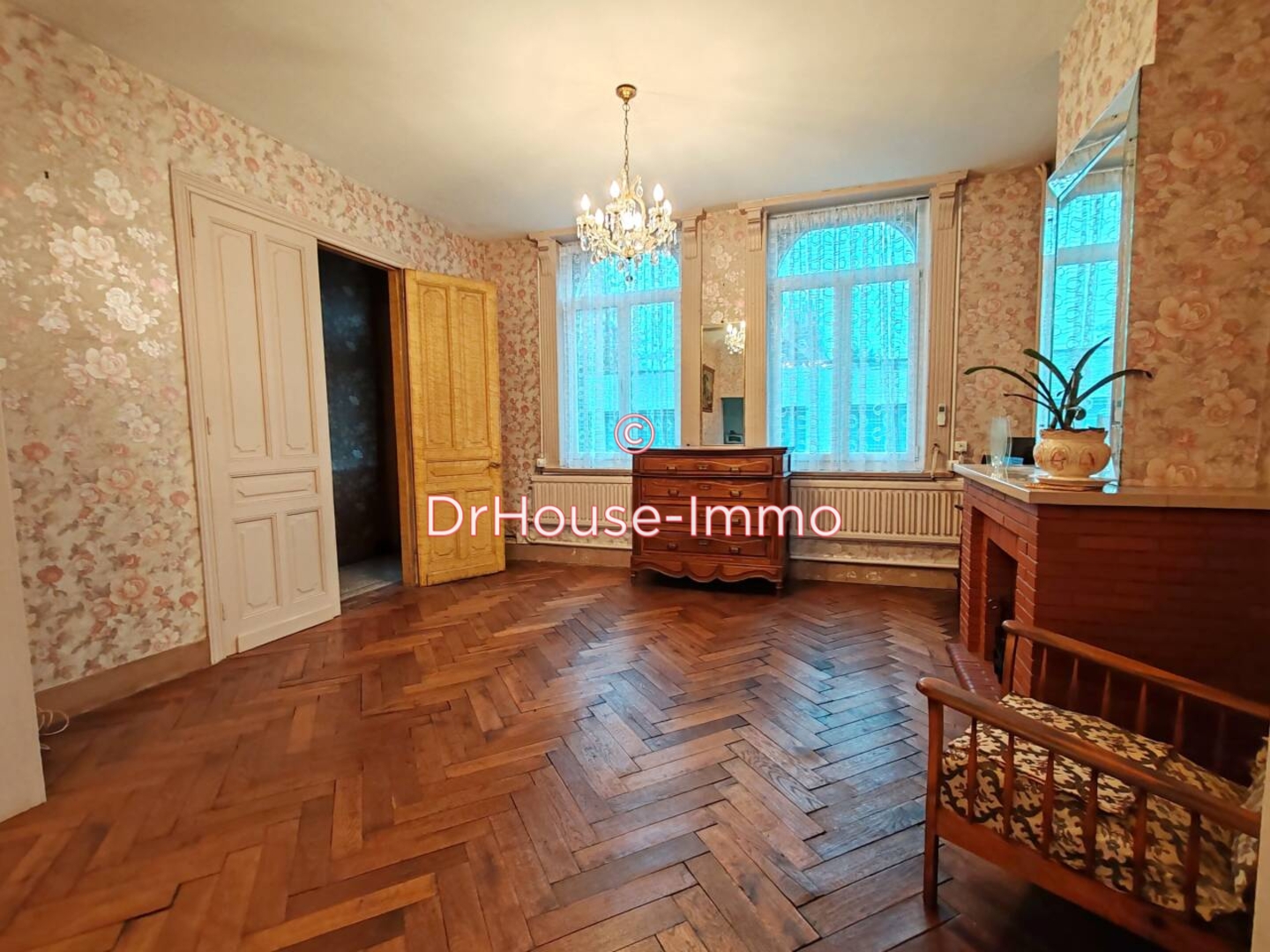 Maison 6 pièces de 120 m² - Béthune (62400)