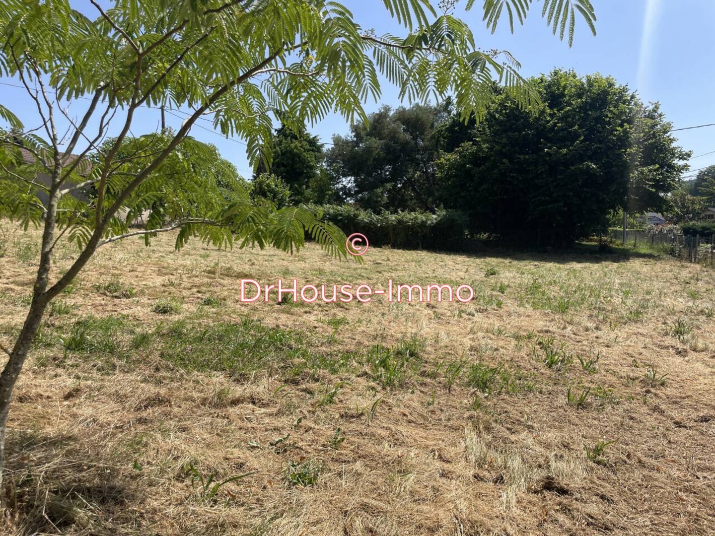 Terrain de 564 m² - Boulazac Isle Manoire (24750)