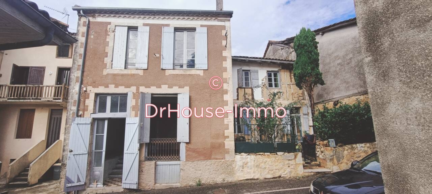 Maison 20 pièces de 400 m² - Castelnau-d'Auzan (32440)