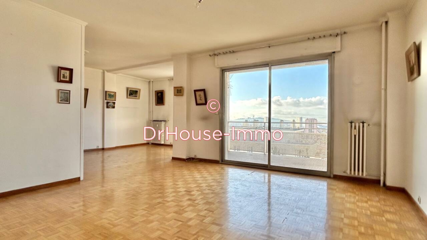 Appartement 5 pièces de 98 m² - Toulon (83000)