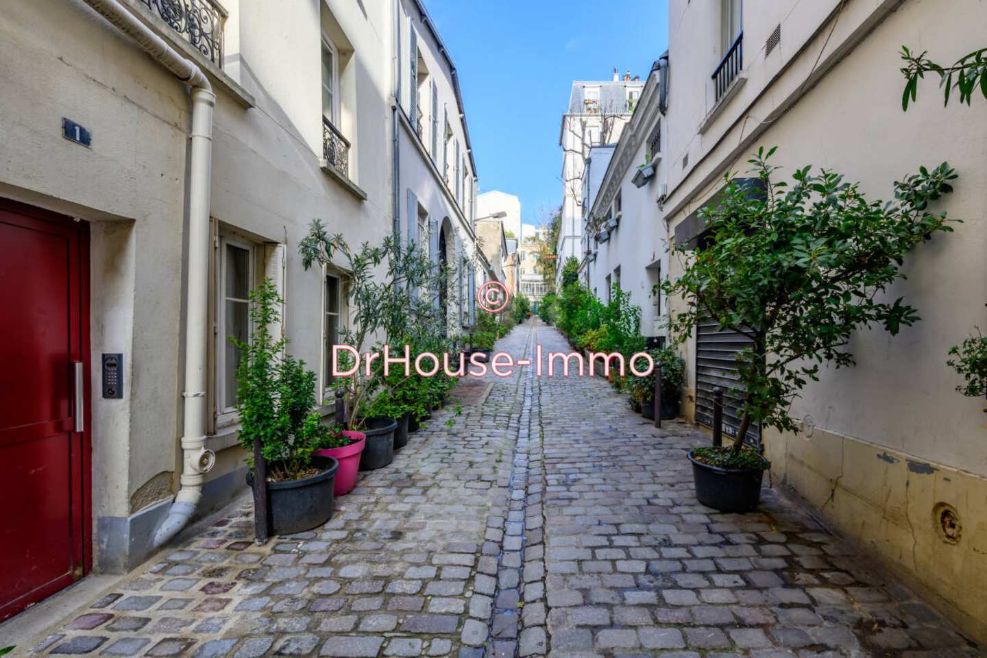 Appartement 2 pièces de 46 m² - Paris (75018)