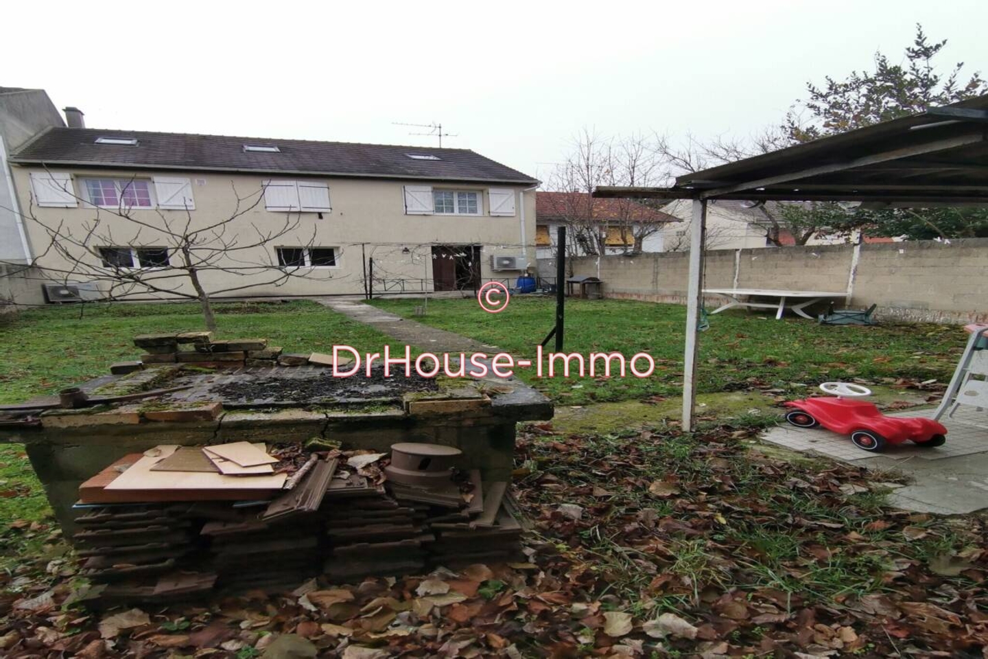 Maison 8 pièces de 158 m² - Tremblay-en-France (93290)