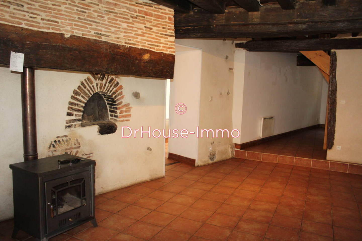 Maison 5 pièces de 145 m² - Saulgond (16420)