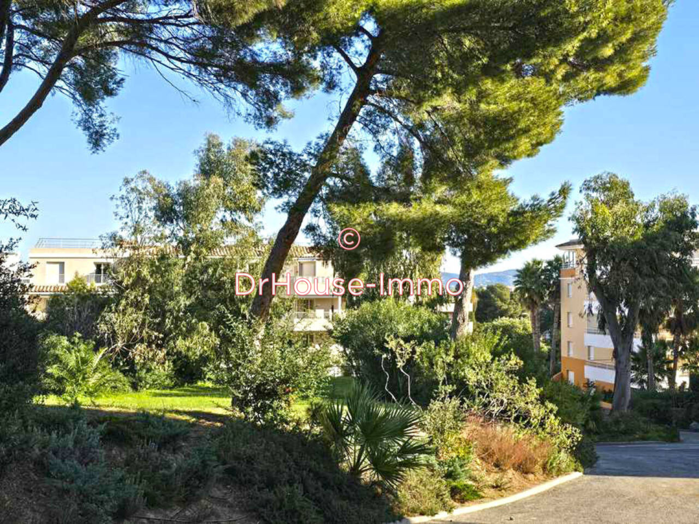 Appartement 3 pièces de 72 m² - Cavalaire-sur-Mer (83240)