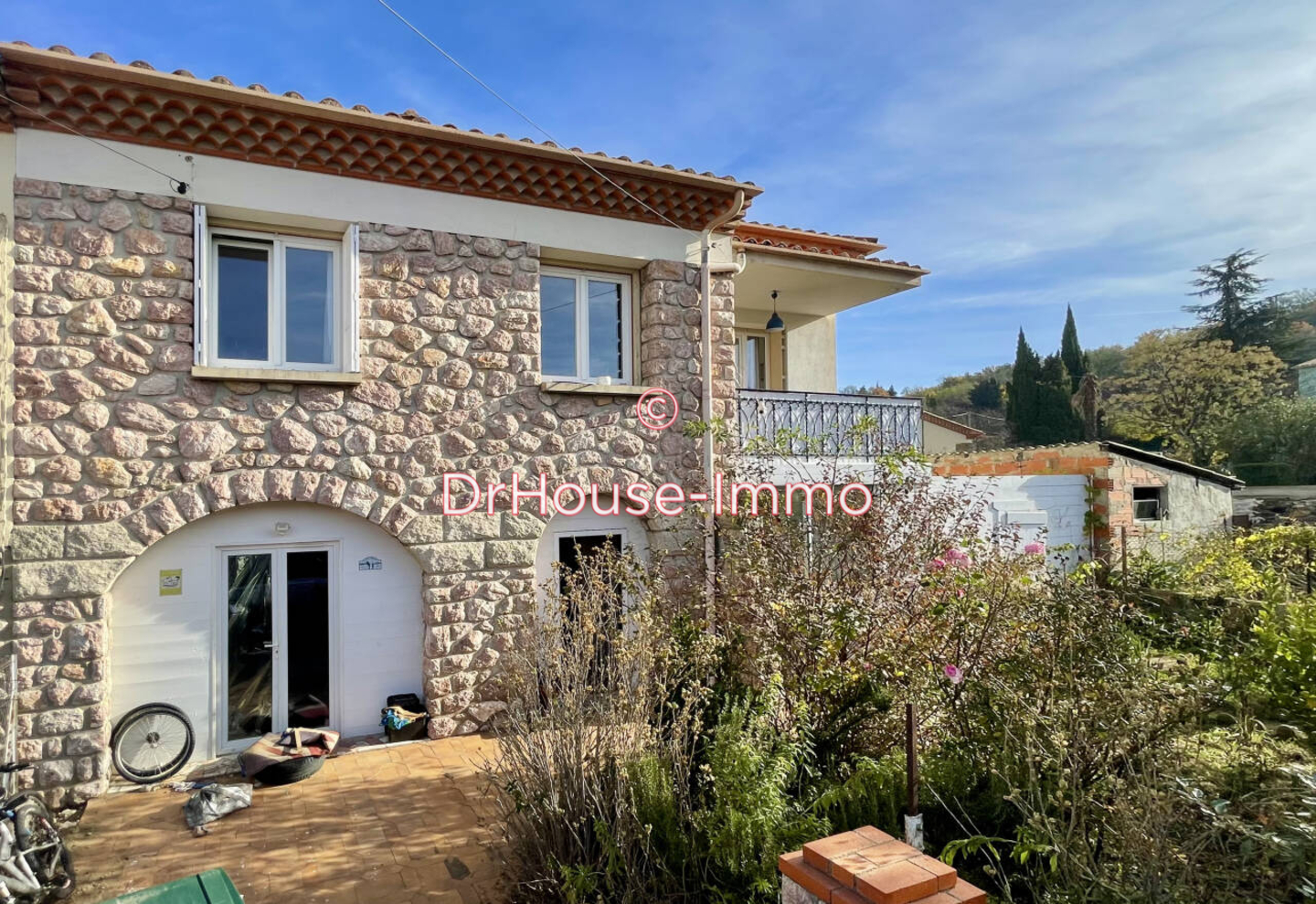 Maison 6 pièces de 137 m² - Prades (66500)
