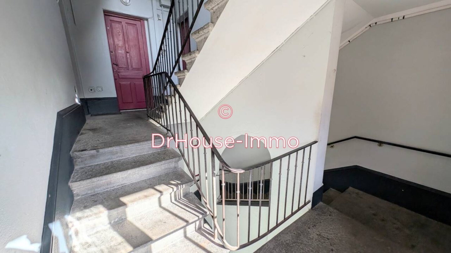 Appartement 7 pièces de 170 m² - Saint-Étienne (42100)