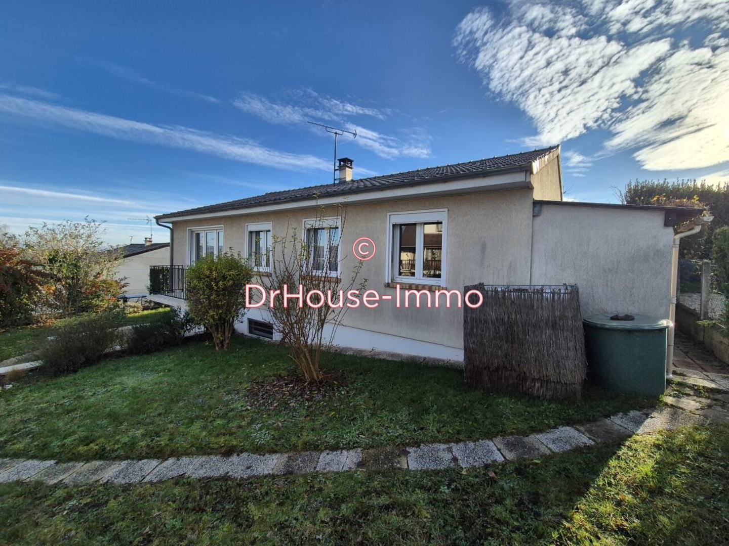 Maison 5 pièces de 90 m² - Épône (78680)