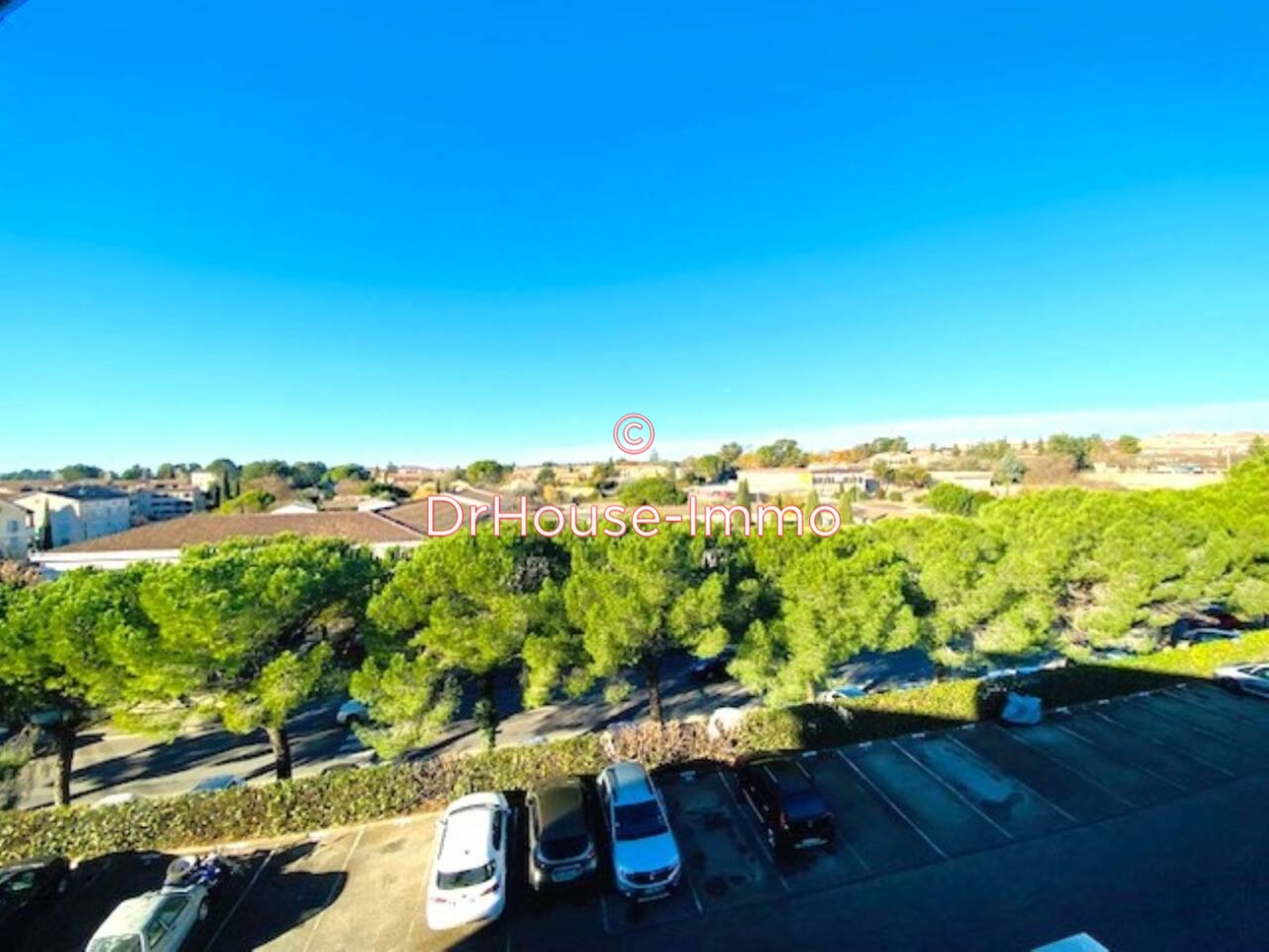 Appartement 4 pièces de 102 m² - Uzès (30700)