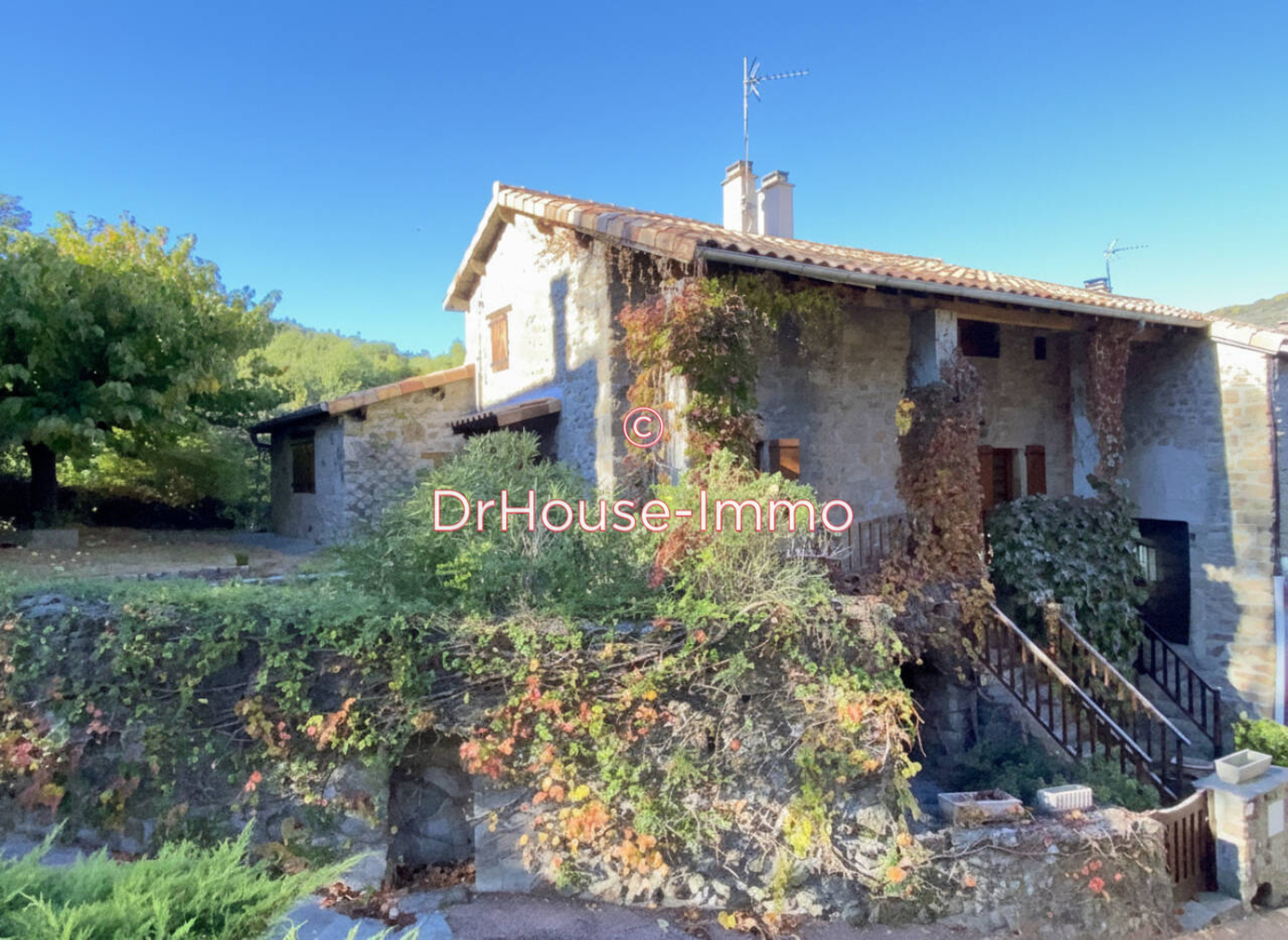 Maison 5 pièces de 103 m² - Meyras (07380)