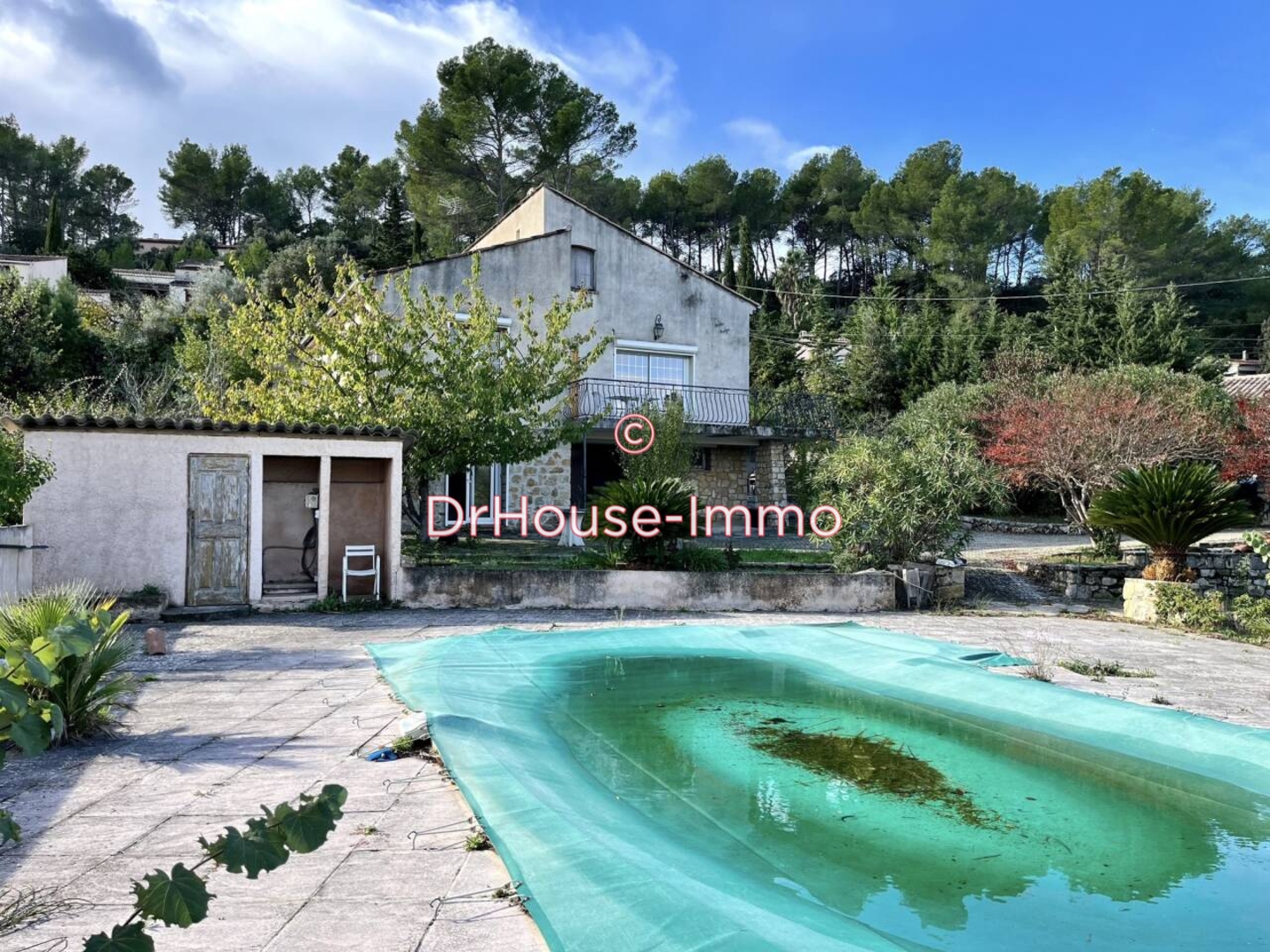 Maison 6 pièces de 136 m² - Lorgues (83510)