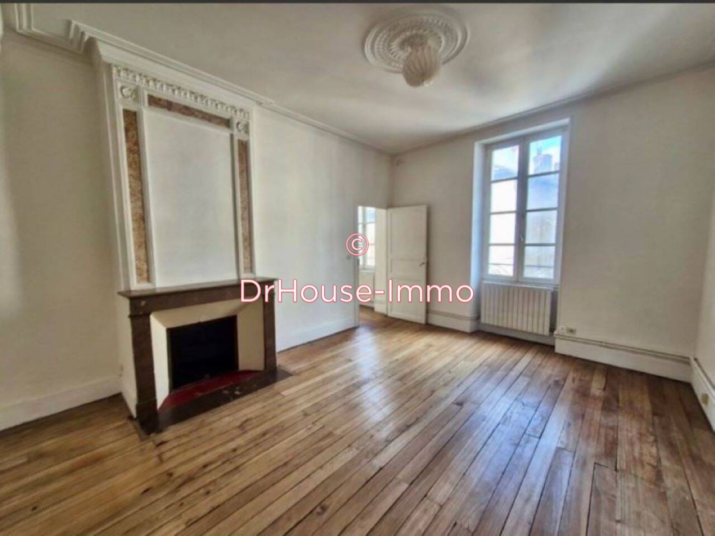 Appartement 3 pièces de 67 m² - Cahors (46000)