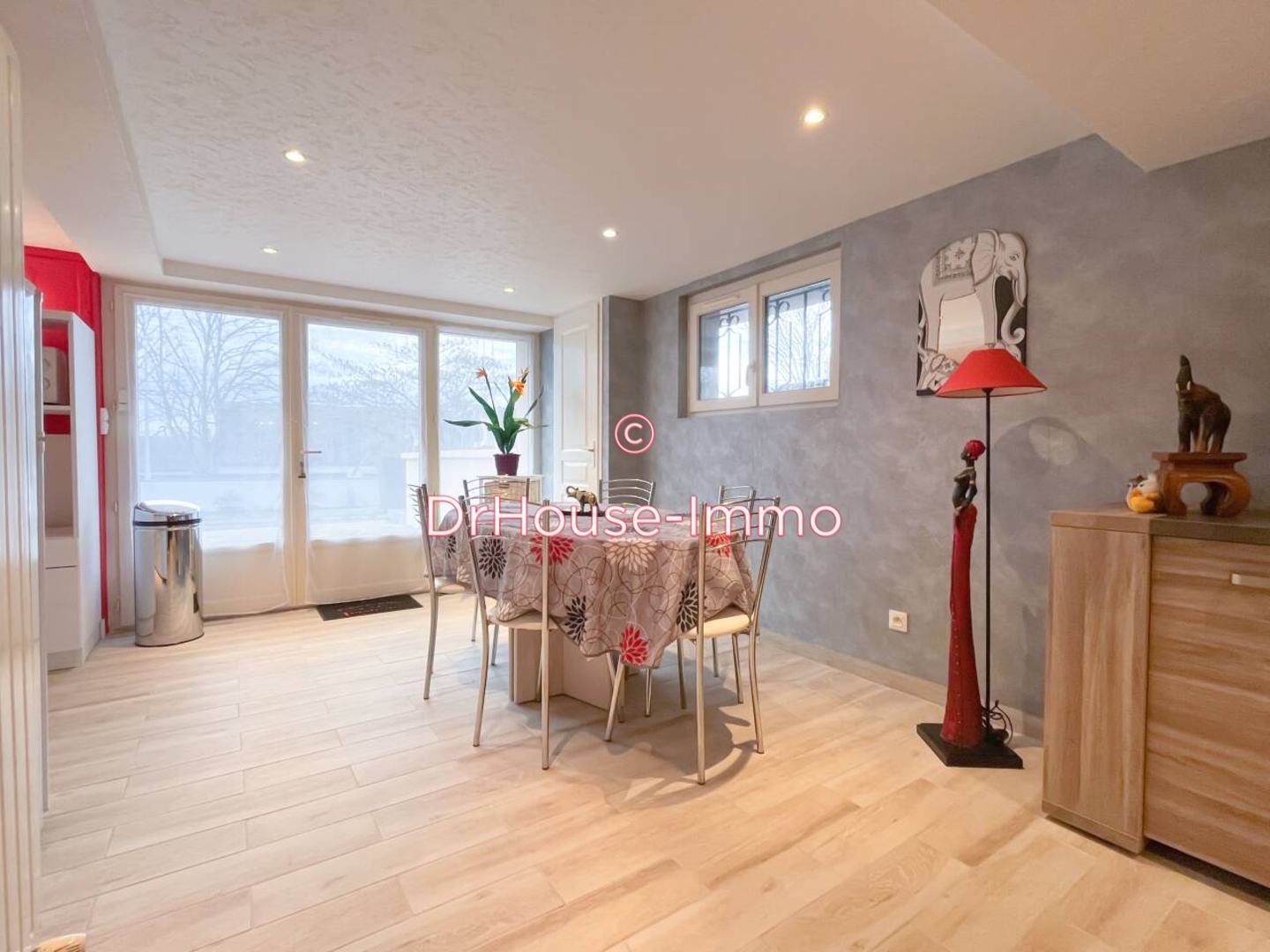 Maison 7 pièces de 157 m² - Châtellerault (86100)