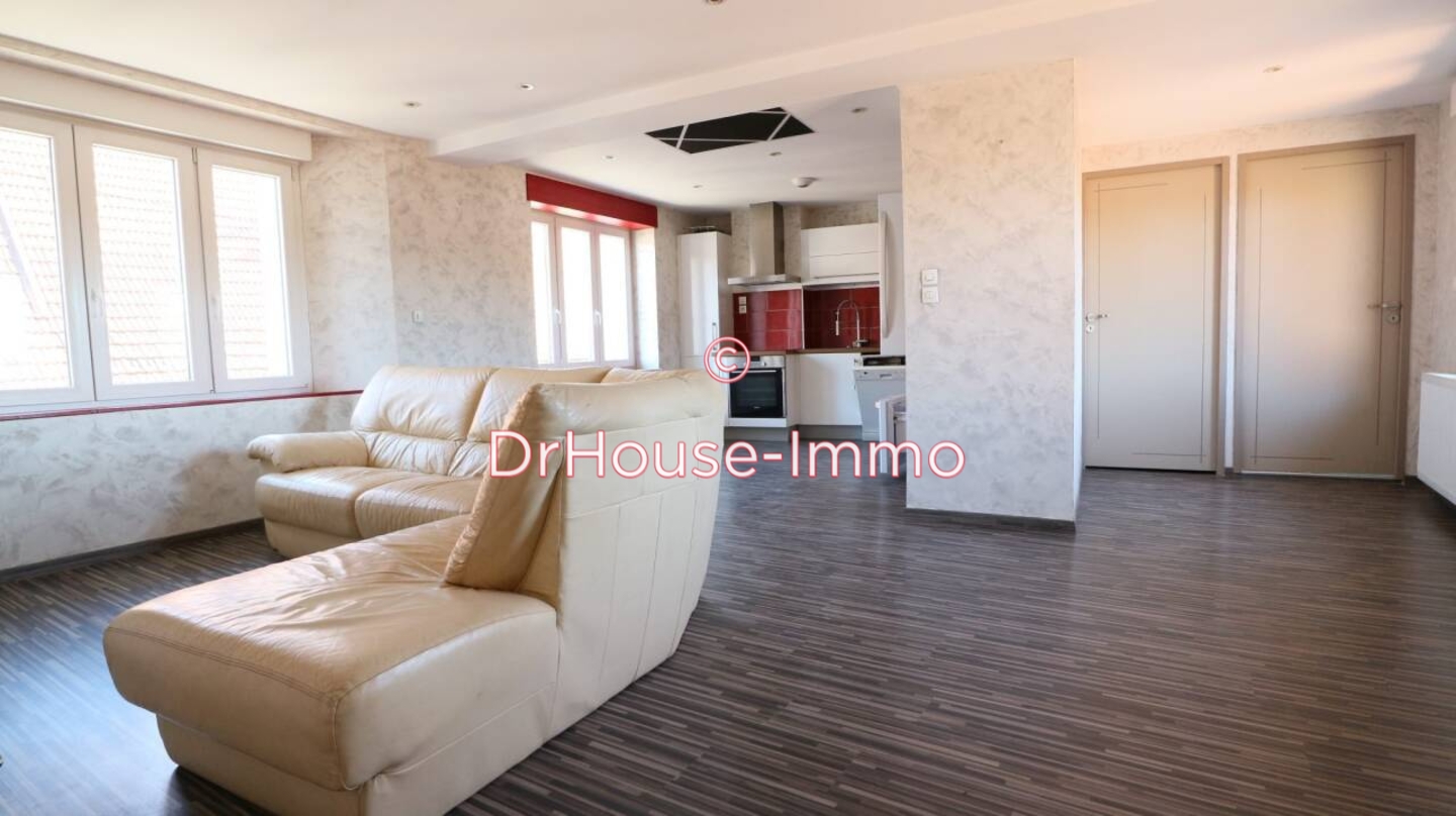 Maison 6 pièces de 146 m² - Rougemont (25680)