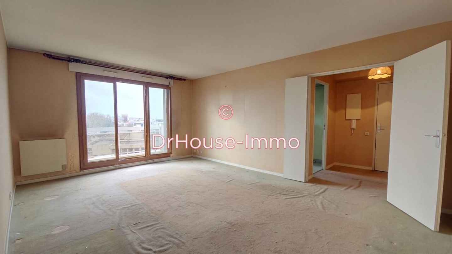 Appartement 3 pièces de 65 m² - Chelles (77500)