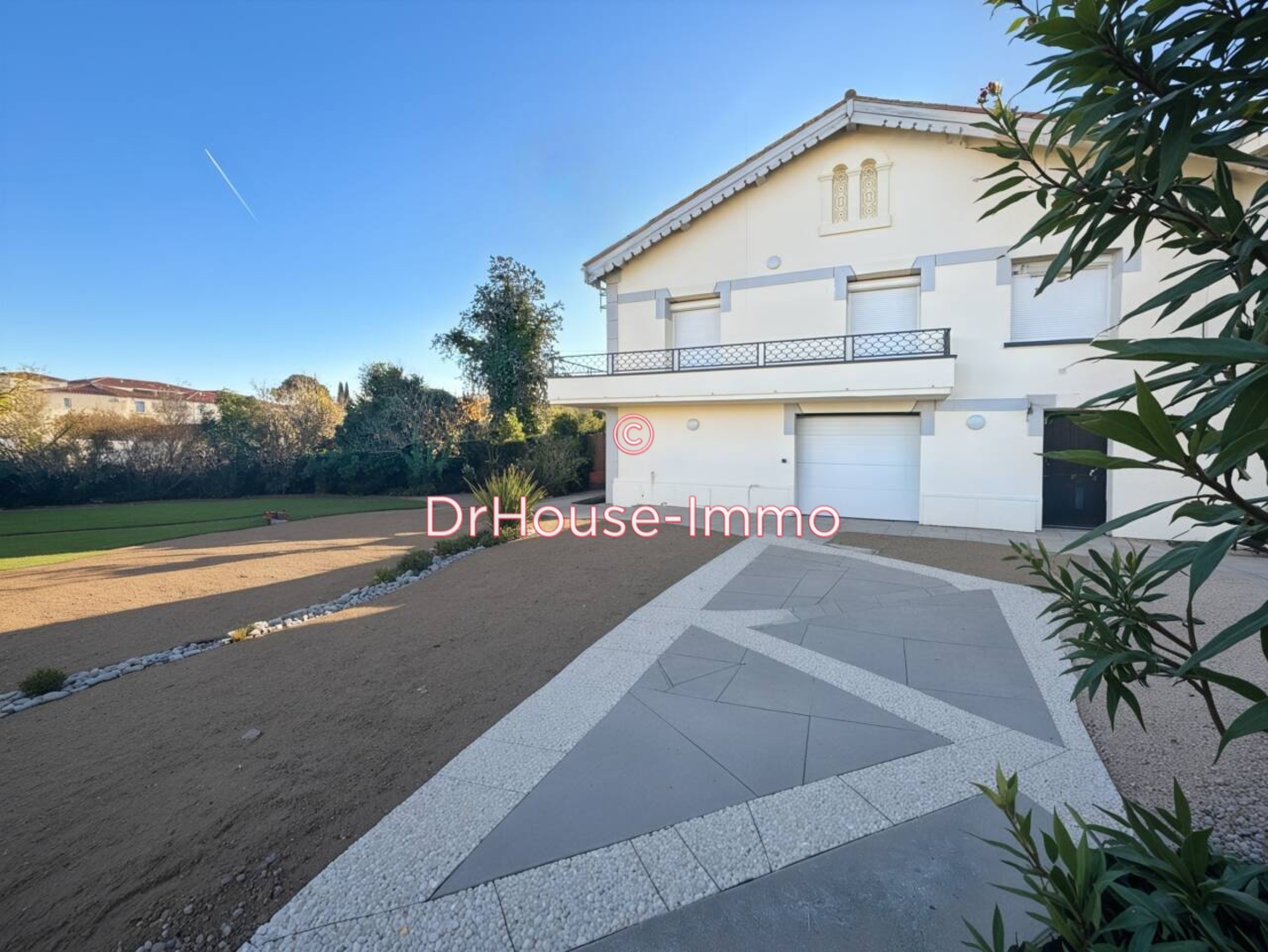 Maison 5 pièces de 170 m² - Maraussan (34370)