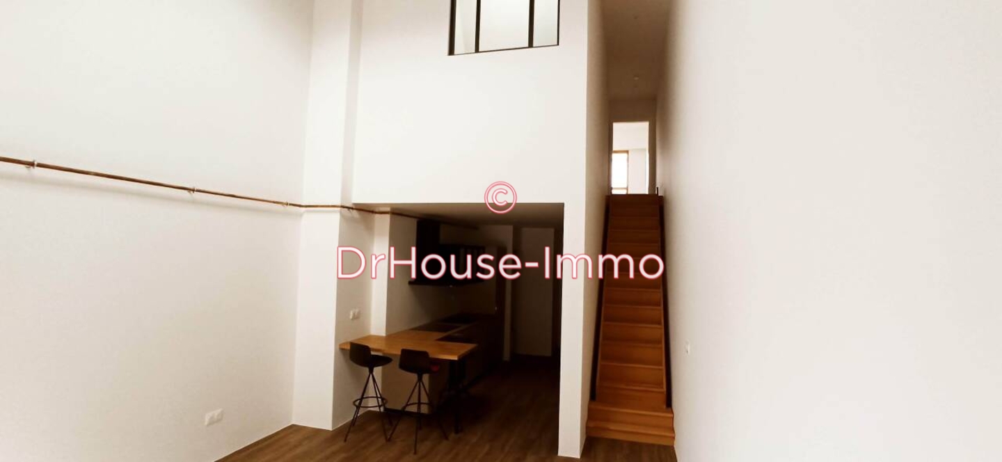 Appartement 3 pièces de 85 m² - Mulhouse (68100)