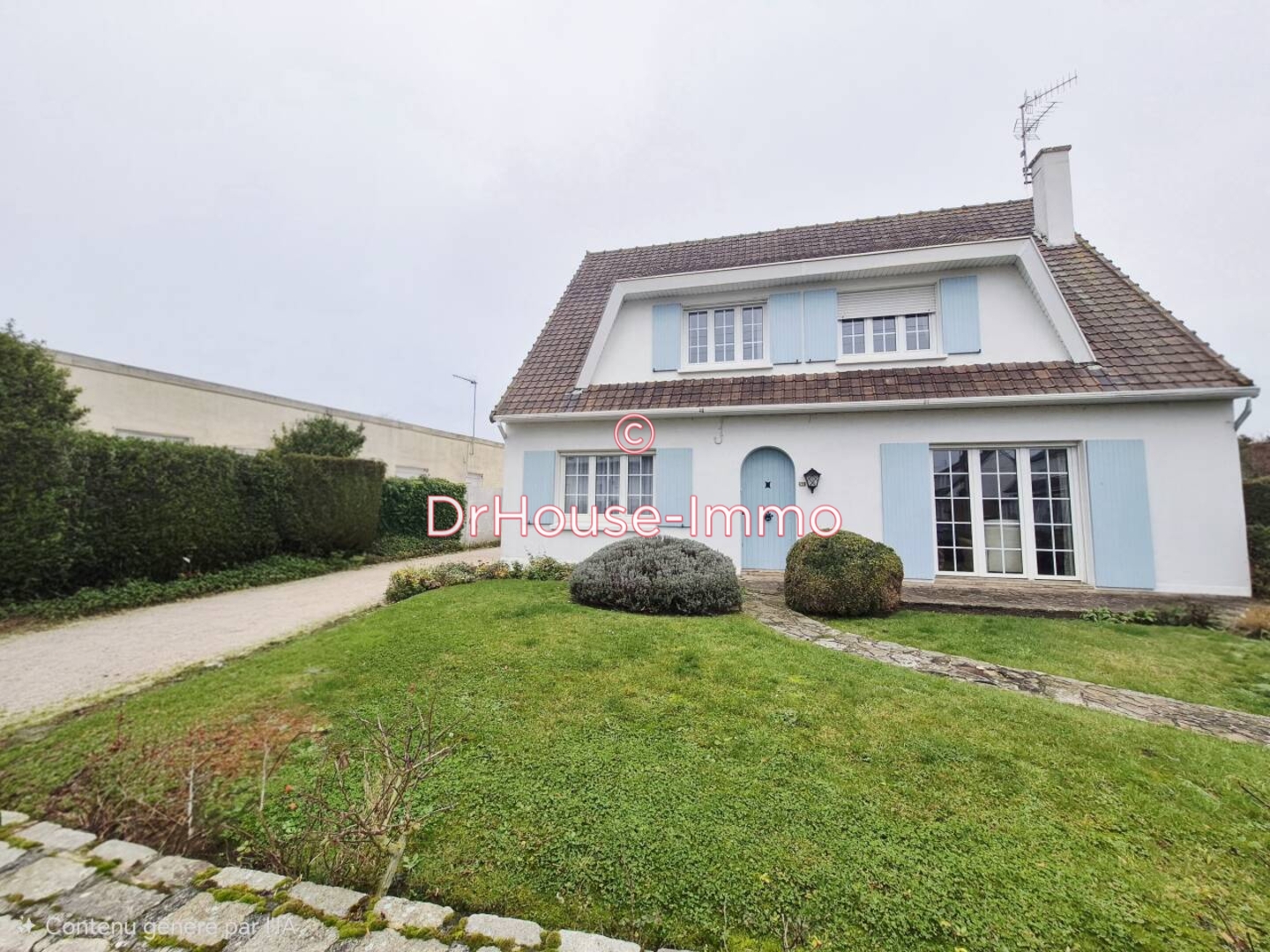 Maison 4 pièces de 165 m² - Isbergues (62330)