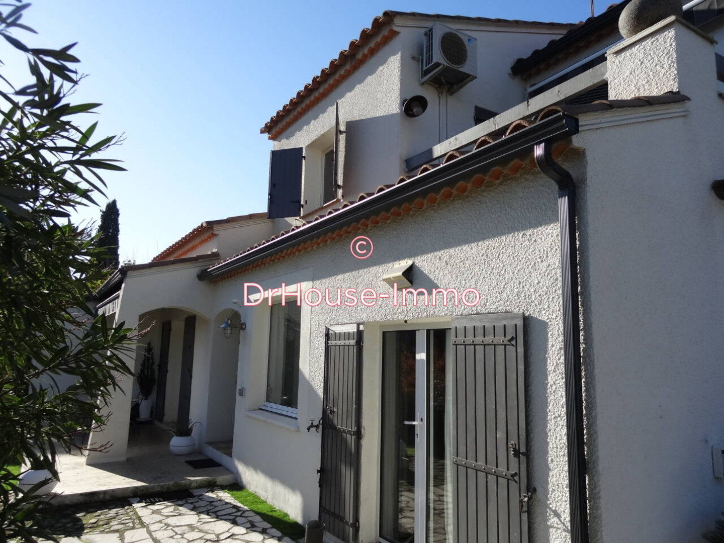 Maison 6 pièces de 160 m² - Boisset-et-Gaujac (30140)