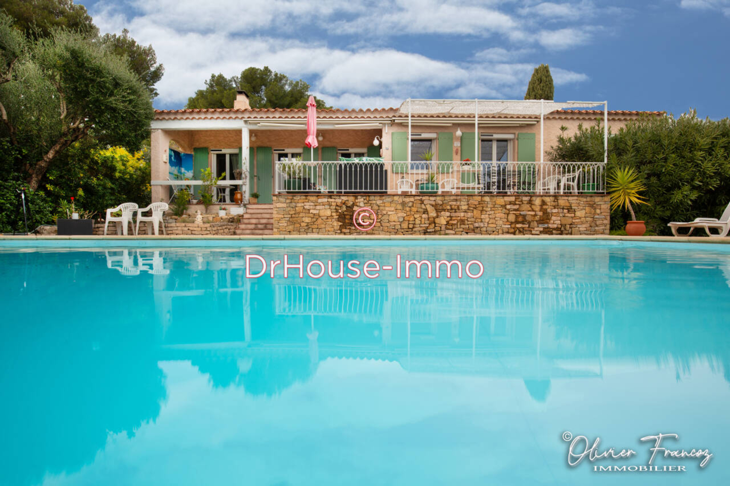 Maison 6 pièces de 200 m² - La Ciotat (13600)