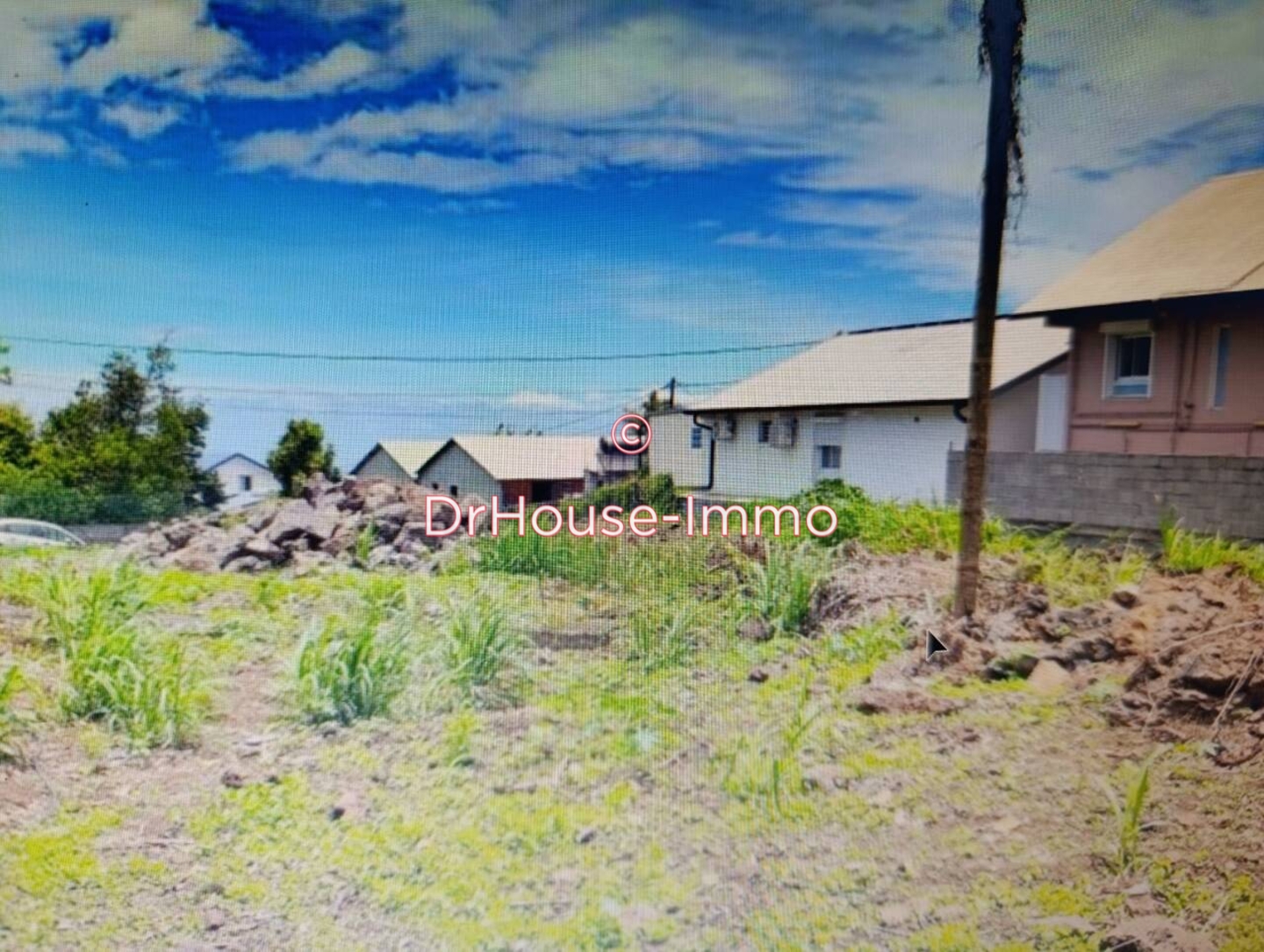 Terrain de 343 m² - Tampon (97430)