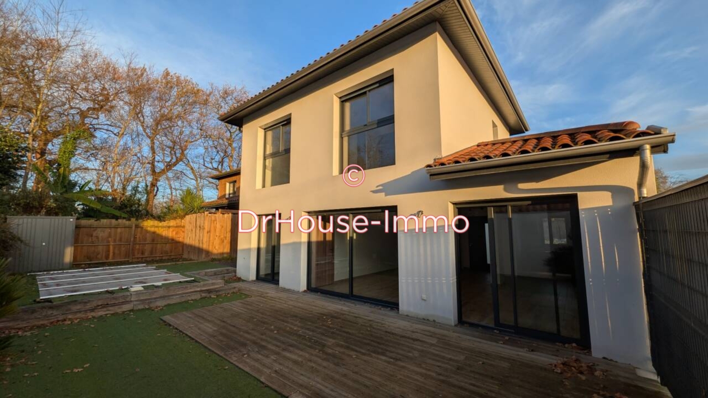 Maison 4 pièces de 106 m² - Anglet (64600)