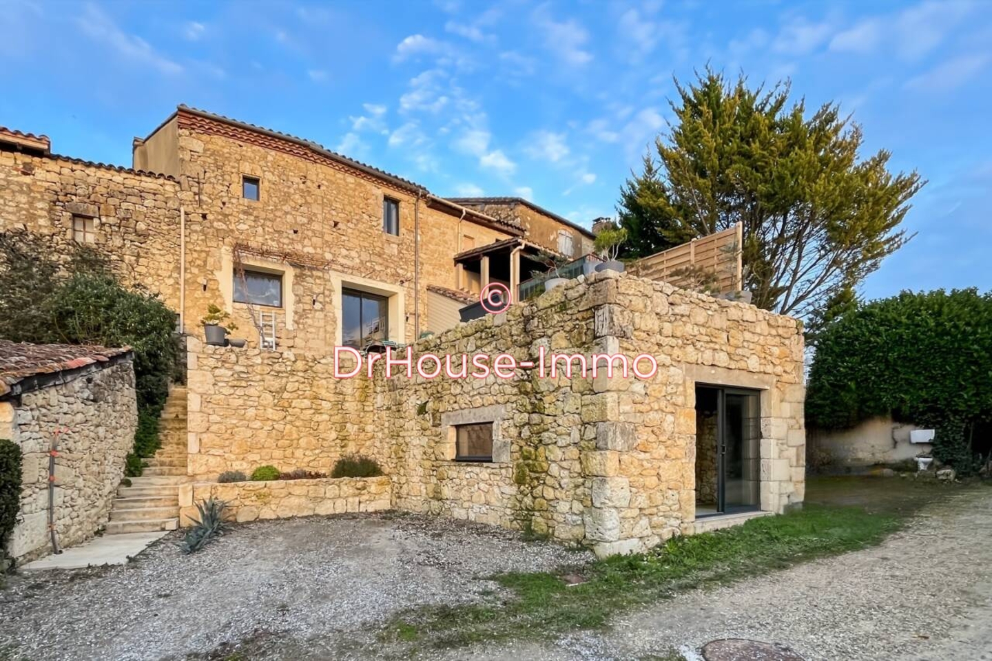 Maison 4 pièces de 108 m² - Castelnau-d'Arbieu (32500)