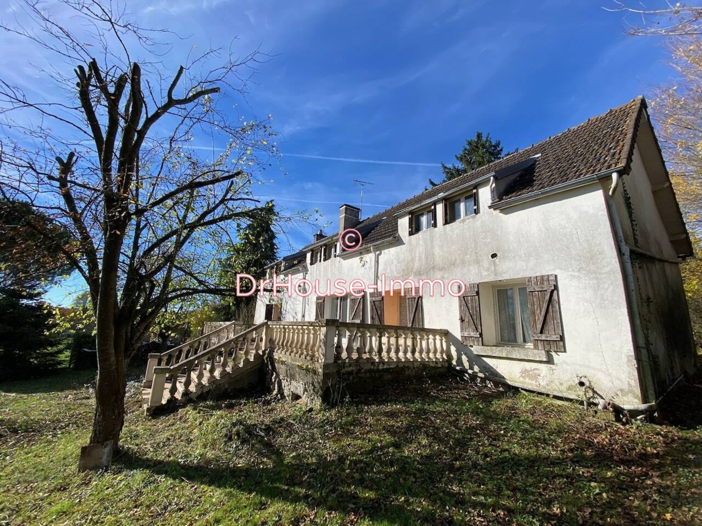 Maison 6 pièces de 161 m² - Lichères-sur-Yonne (89660)